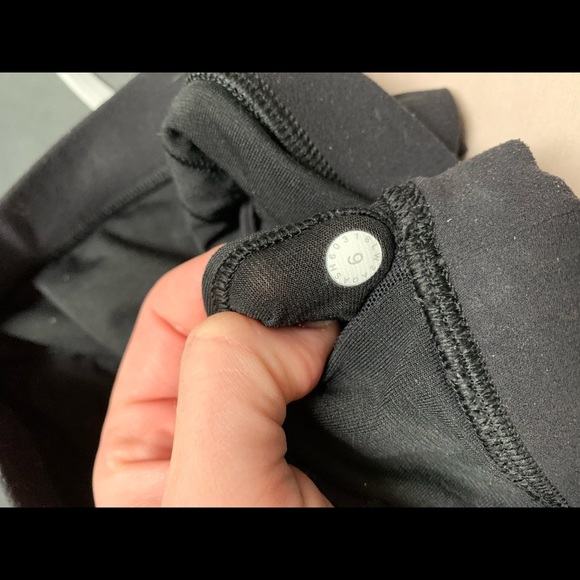 Lululemon Flow Y Bra - Picture 3 of 3